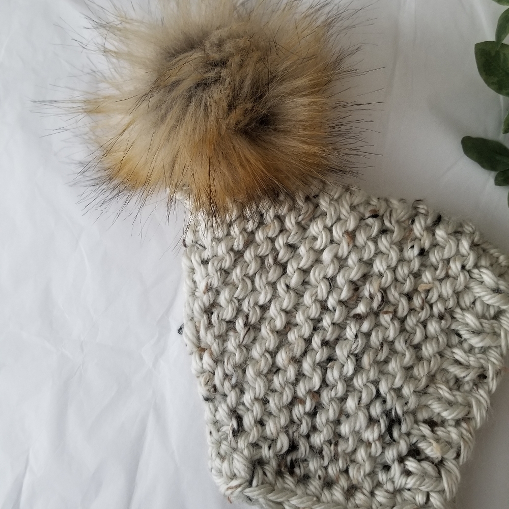 Knitted Chunky Baby Pixie Bonnet Hat - Picture 7 of 7